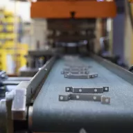 Minifaber vanta un parco macchine destinato alla progettazione e costruzione di stampi, alla lavorazione dei metalli e alla realizzazione di prodotti finiti.