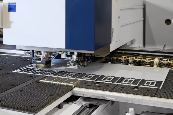 Discover our punching and laser cutting machines. High precision and speed for all your production needs. Contact us for more information.