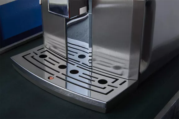 Minifaber, partner di importanti aziende leader del settore home e professional appliances, realizza lavorazioni di metalli semplici e prodotti complessi