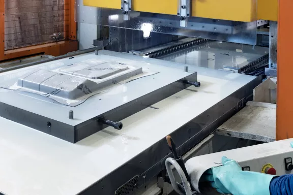 Erfahren Sie alles über das Hydroformen, die innovative Lösung von Minifaber: Vorteile, Anwendungen für Blech und spezifische Anwendungen für Aluminium und Edelstahl.