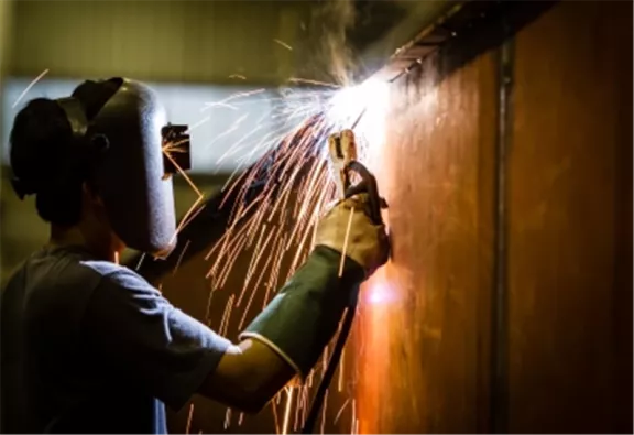 How to select the correct metal welding process, MIG or TIG?