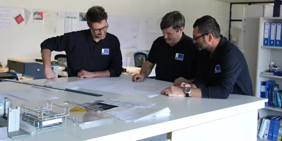 La co-progettazione nella lavorazione della lamiera fa risparmiare tempo e risorse